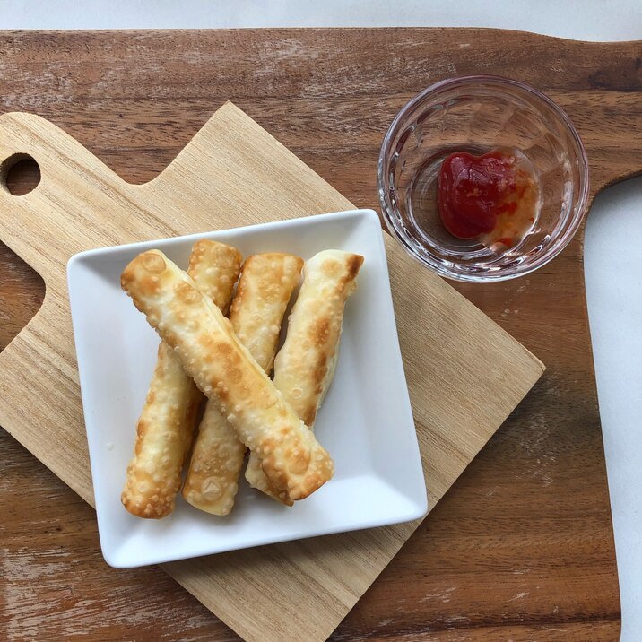 餃子の皮にクリームチーズ ♪